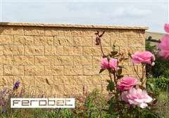 FEROBET Plotová tvárnice štípaná třístranná D2 - 39*19*19cm (2dlouhé +1krátká) - Písková